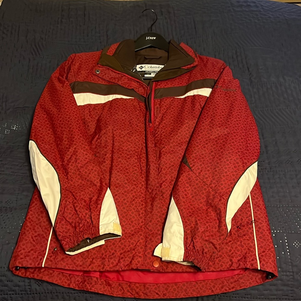 Women’s L Columbia Winter Ski Jacket . Waterproof Red Black & White